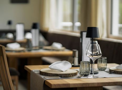 das-royal-dolomites-speisesaal-alt-5[2]